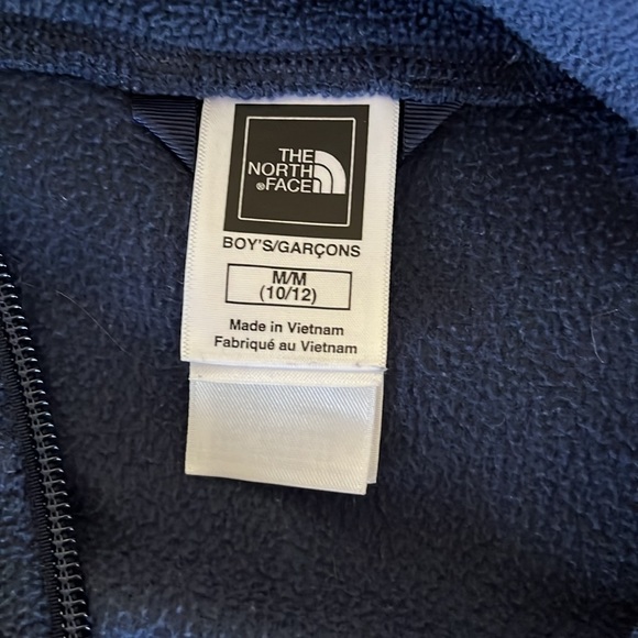 NORTH FACE boys jacket size 10/12. Perfect condition. Navy blue jacket - Picture 3 of 3